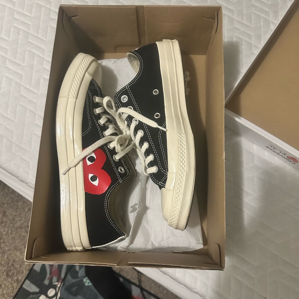 Comme des garcon PLAY converse